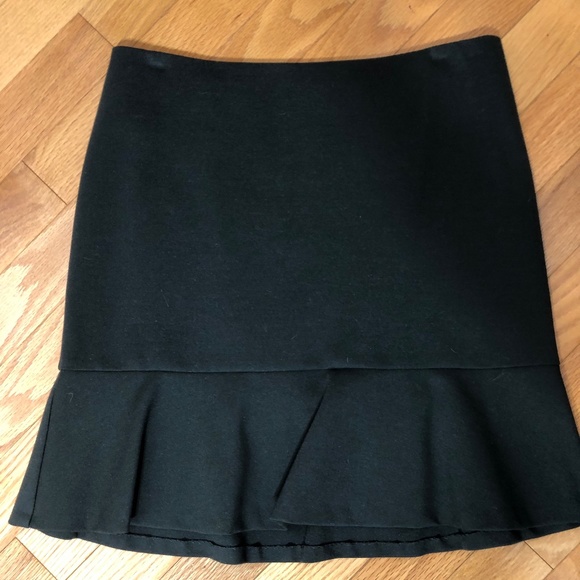 Green forest skirt - Picture 2 of 6